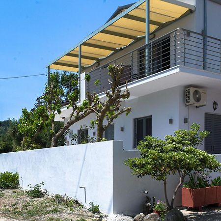 Casa Di Mare - Studios And Apartments On The Beach Vasilikí Екстериор снимка