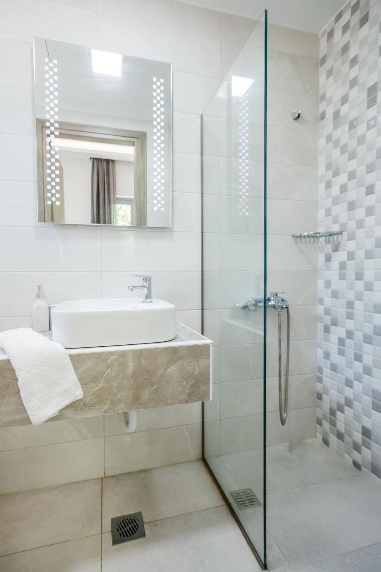 Casa Di Mare - Studios And Apartments On The Beach Vasilikí Екстериор снимка