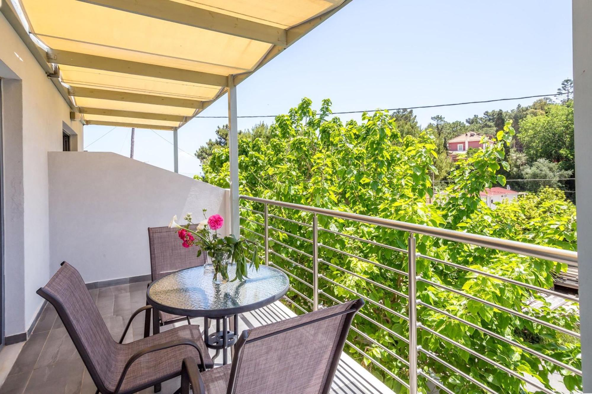 Casa Di Mare - Studios And Apartments On The Beach Vasilikí Екстериор снимка